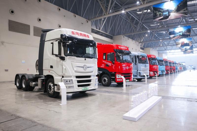 东风商用车2026年目标17.6万辆!准备啥新品?