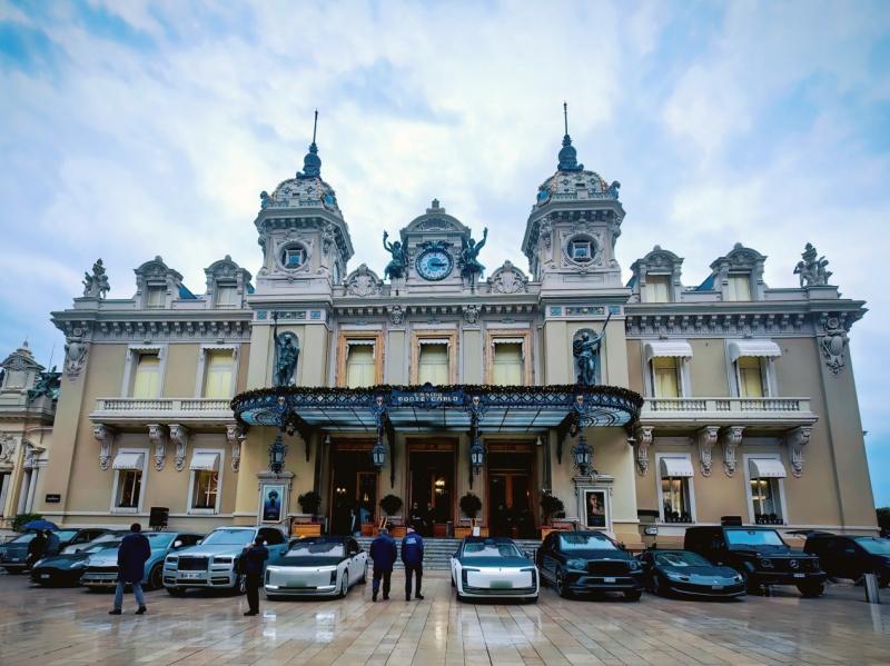 穿越10国的中国名片：尊界S800用12000公里征途对话世界豪华