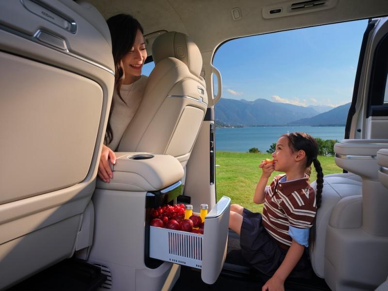31.98万元起 “AI全场景家庭旗舰MPV”吉利银河V900开启预售