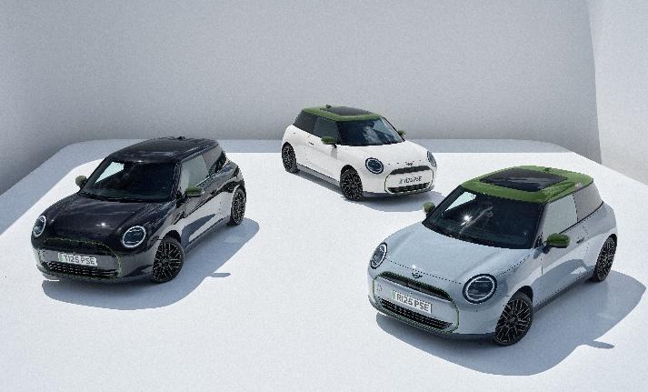 从高定秀场到都市街头，电动MINI COOPER PAUL SMITH设计师款开启预售
