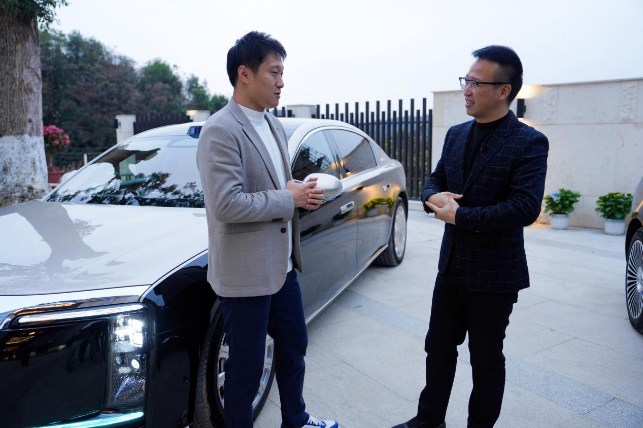 周智琛的春节归途：尊界S800如何承载情感、体面与圈层关系？