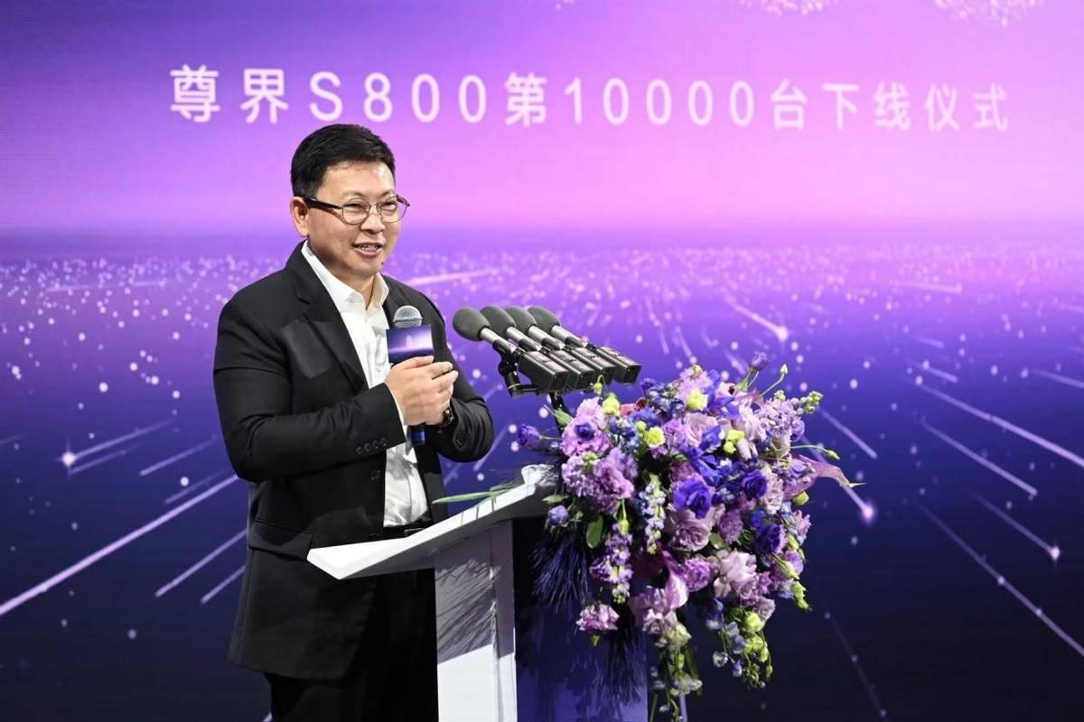 春晚选中的尊界S800，背后是中国汽车工业的硬核实力