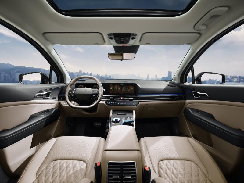 全球800万用户信赖之选 起亚新狮铂拓界诚意上市 全国统一“焕新一口价”10.99万元起