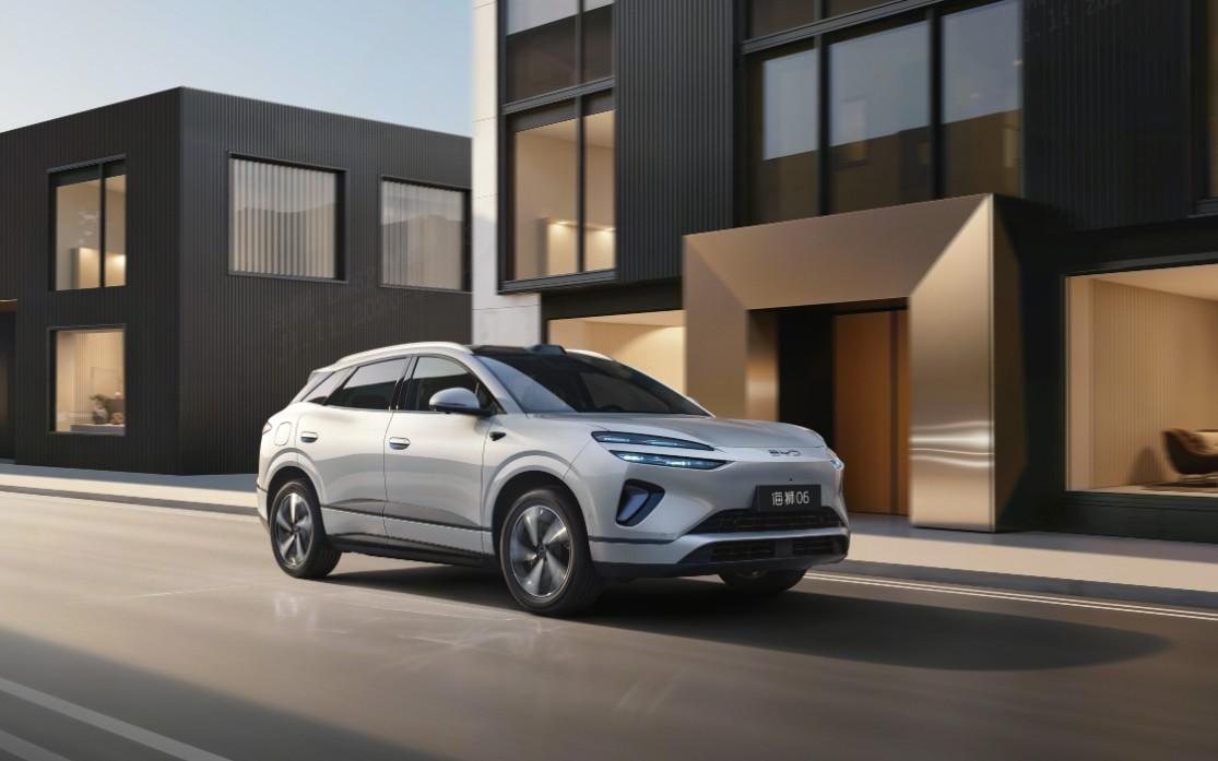 迈入闪充时代！2026款海狮06EV、海豹07EV、海豹08王炸678正式登陆蓉城